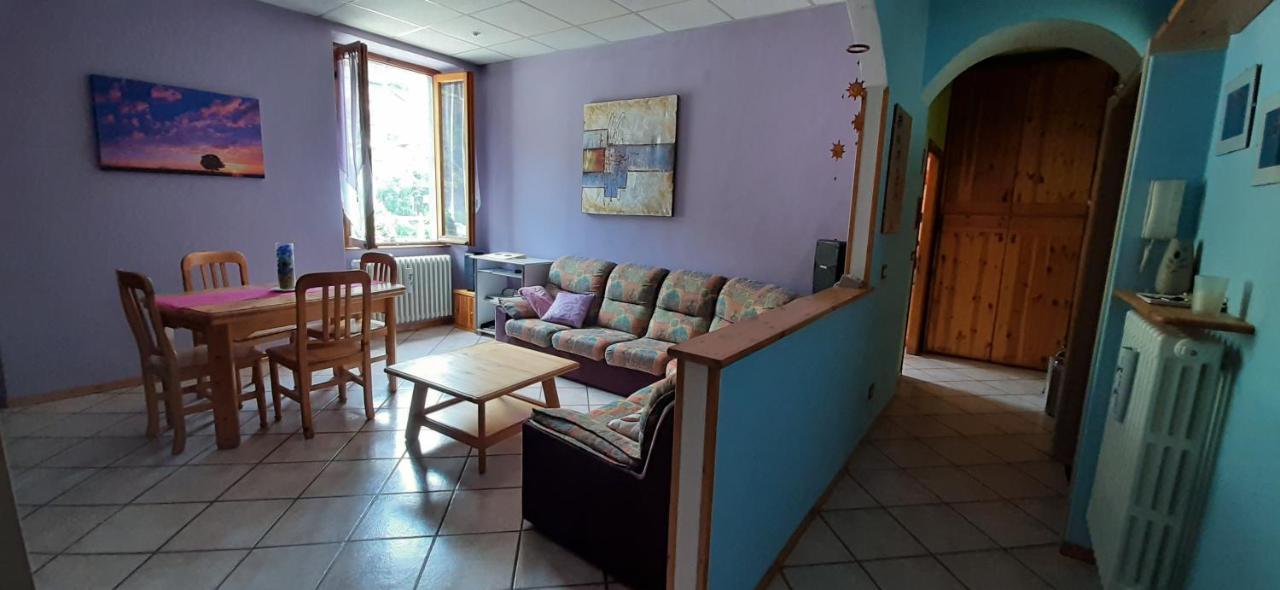 Casa Vacanza Frankino Apartment Bellano Bagian luar foto
