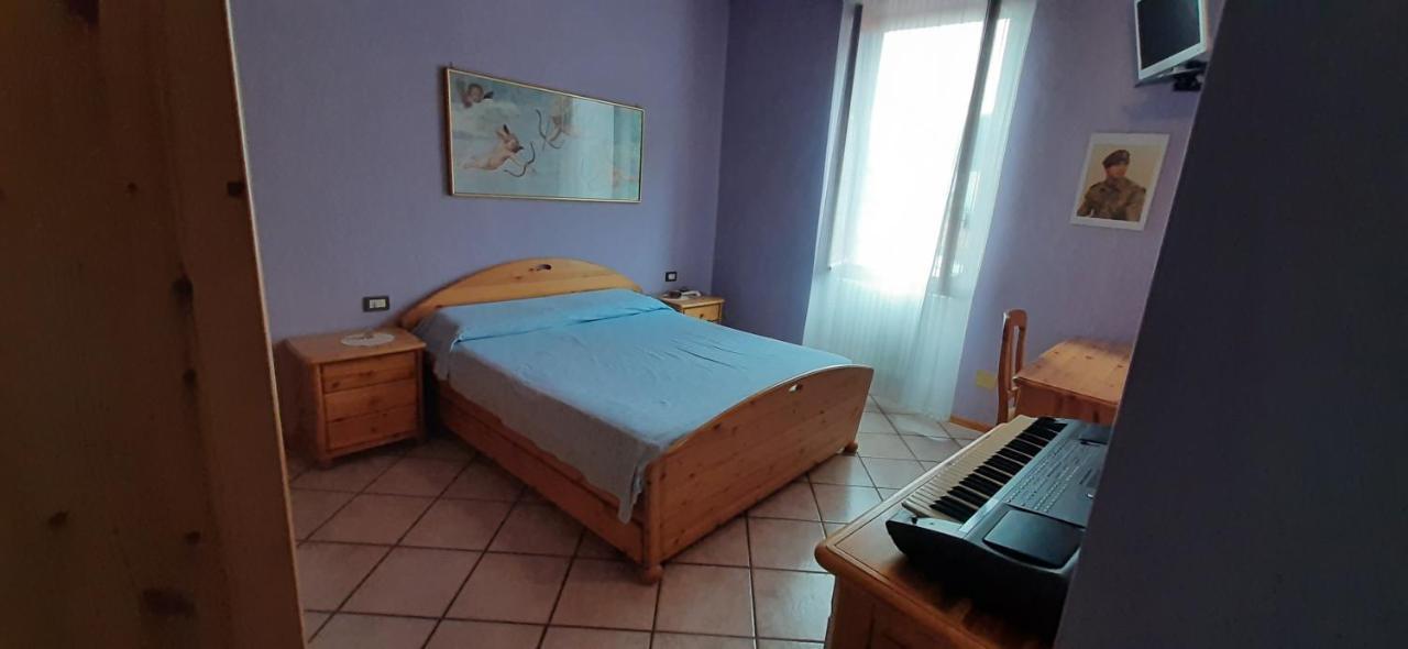 Casa Vacanza Frankino Apartment Bellano Bagian luar foto
